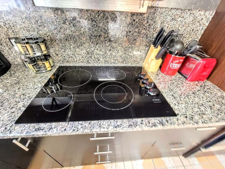 Nice 2 Bdr 2 Bath Near Airport With Fast Wifi And Parking Herndon Exterior foto