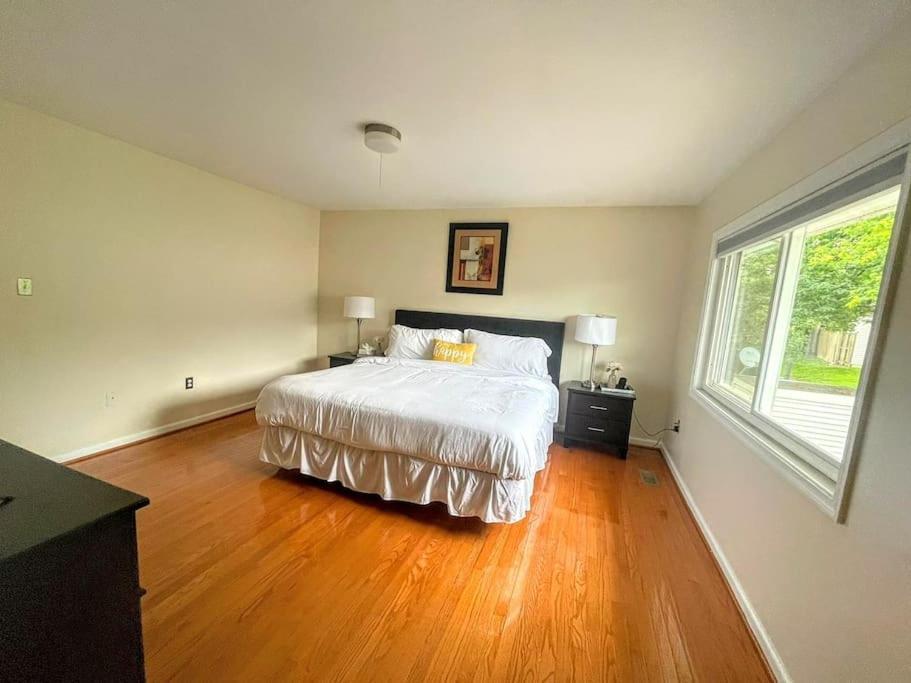 Nice 2 Bdr 2 Bath Near Airport With Fast Wifi And Parking Herndon Exterior foto