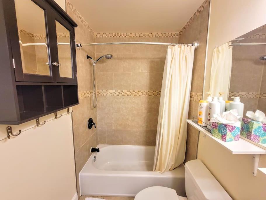 Nice 2 Bdr 2 Bath Near Airport With Fast Wifi And Parking Herndon Exterior foto